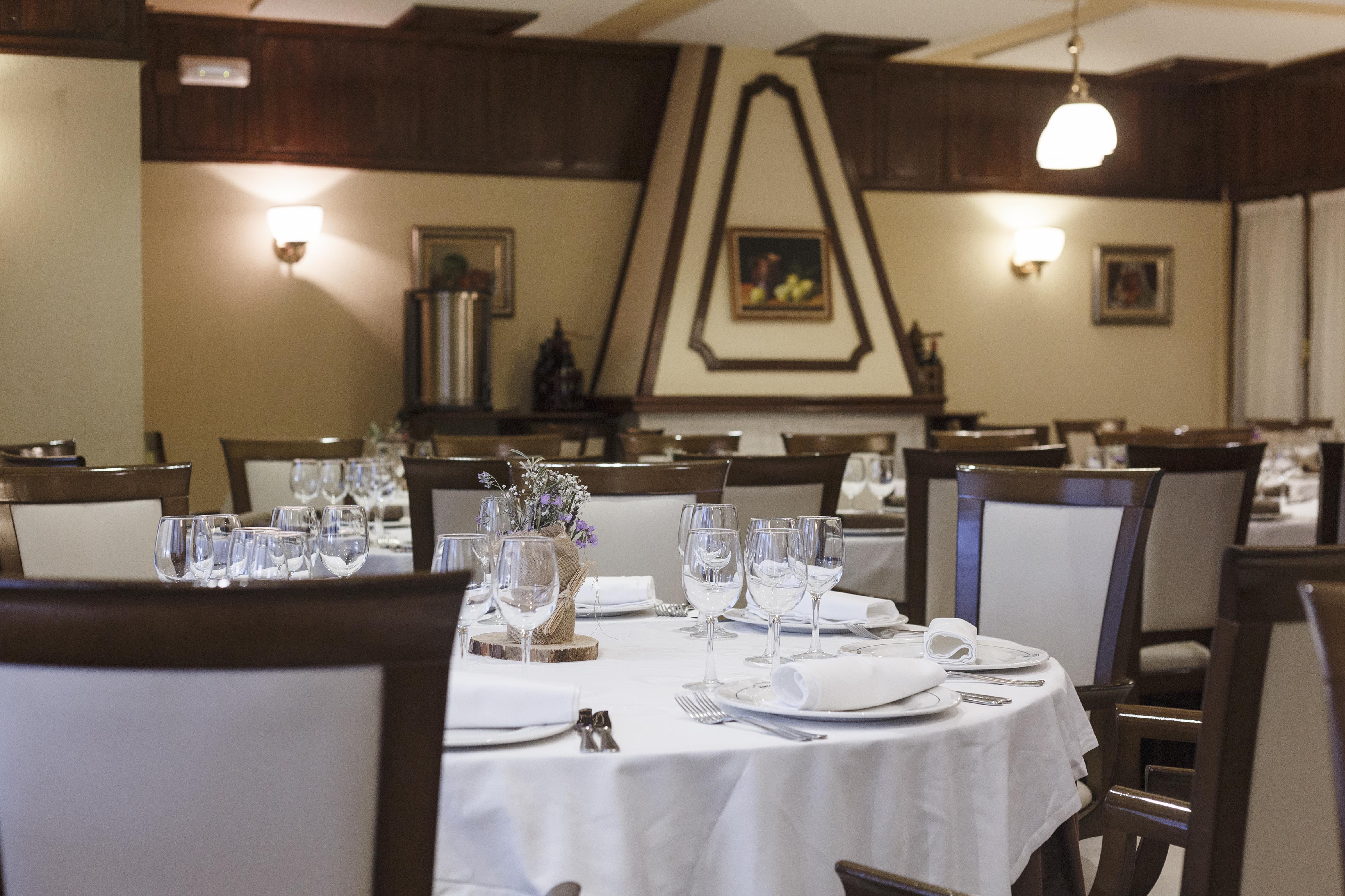 Hotel Restaurante Emilio Hellín Eksteriør billede