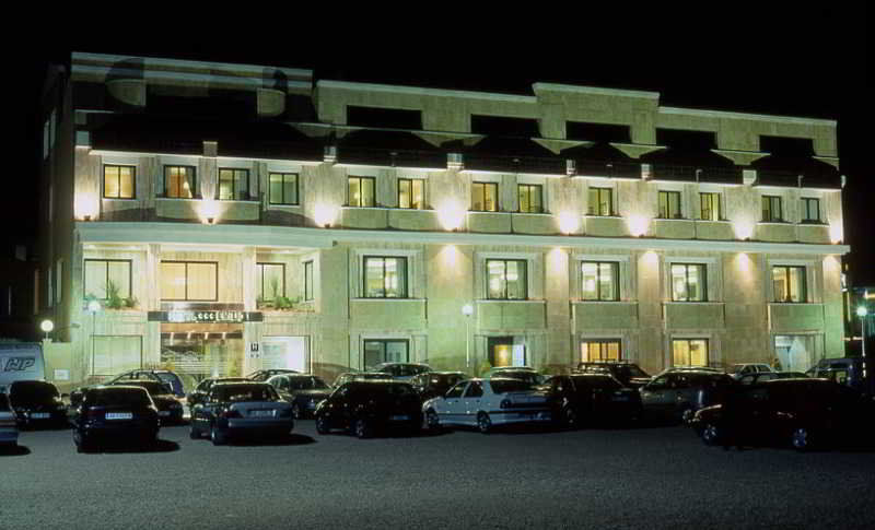 Hotel Restaurante Emilio Hellín Eksteriør billede